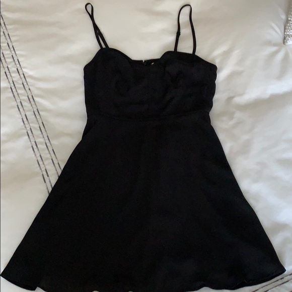 NWoT Sunday Best - Aritzia - Flirt mini dress - Picture 1 of 10
